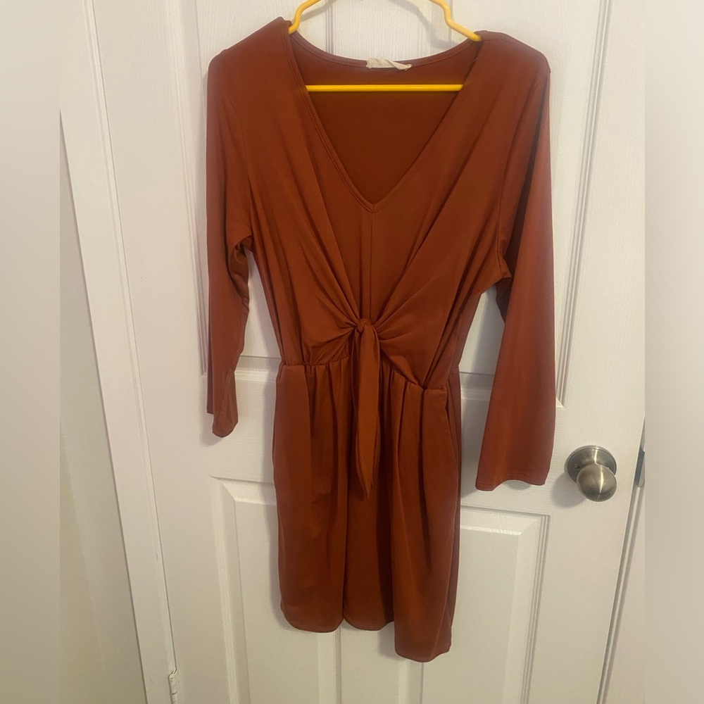 Entro tie front dress